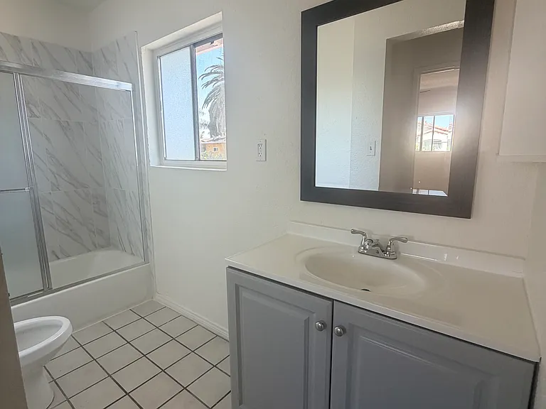 3364 Elizabeth Ave #G — Photo 4