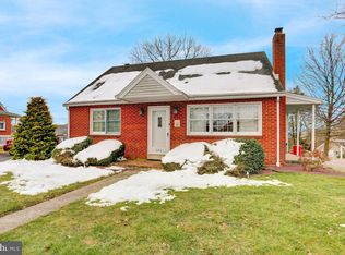 324 Slichter Dr, Mohnton, PA 19540