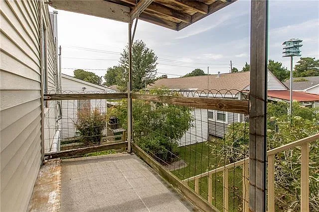 313 Pink St — Photo 10
