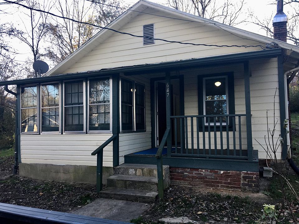 1st image of 647 Elm St