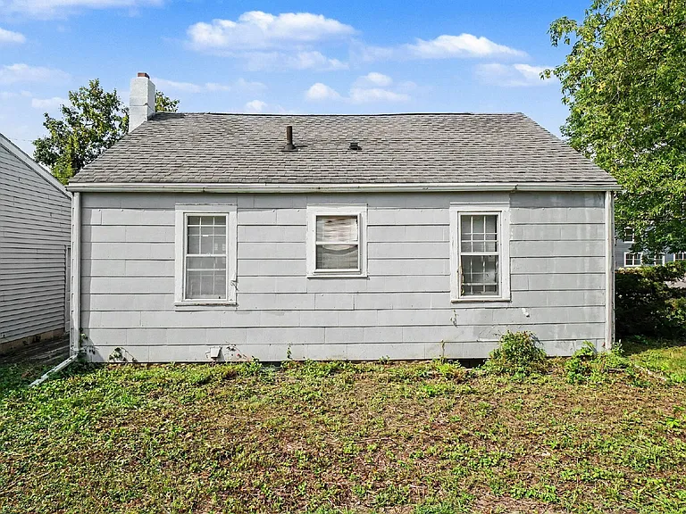 114 Eastlawn Dr — Photo 15