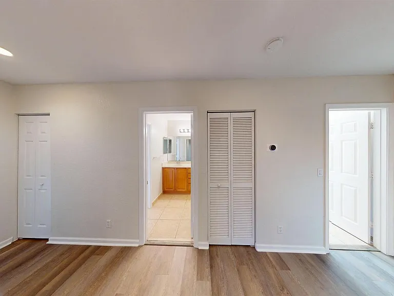 6786 Aliso Ave — Photo 25