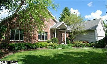 1st image of 252 Lake Pointe Dr