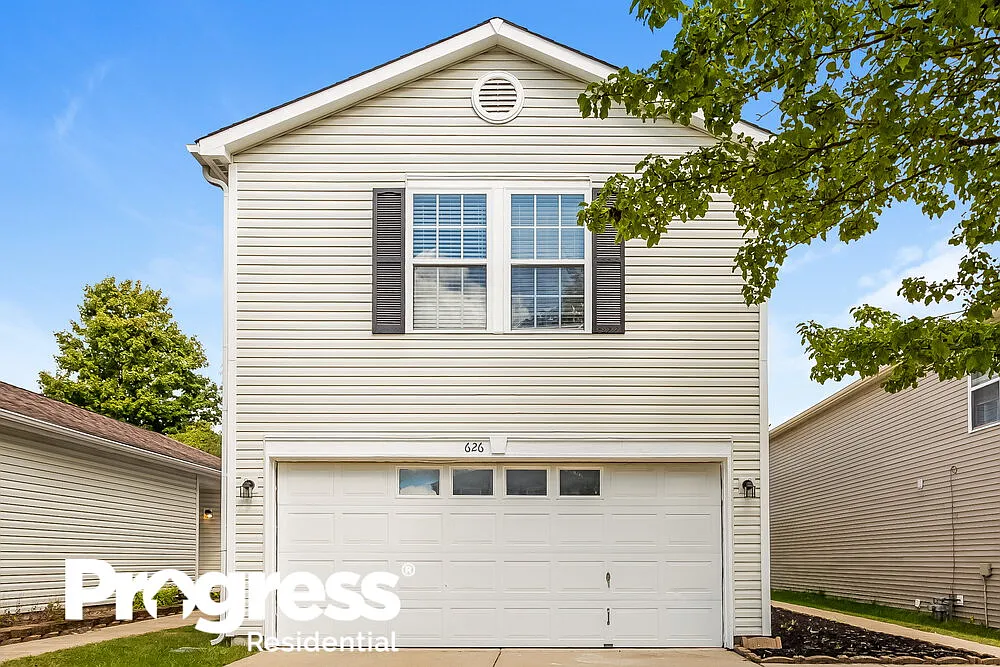 626 Florence Dr photo 1