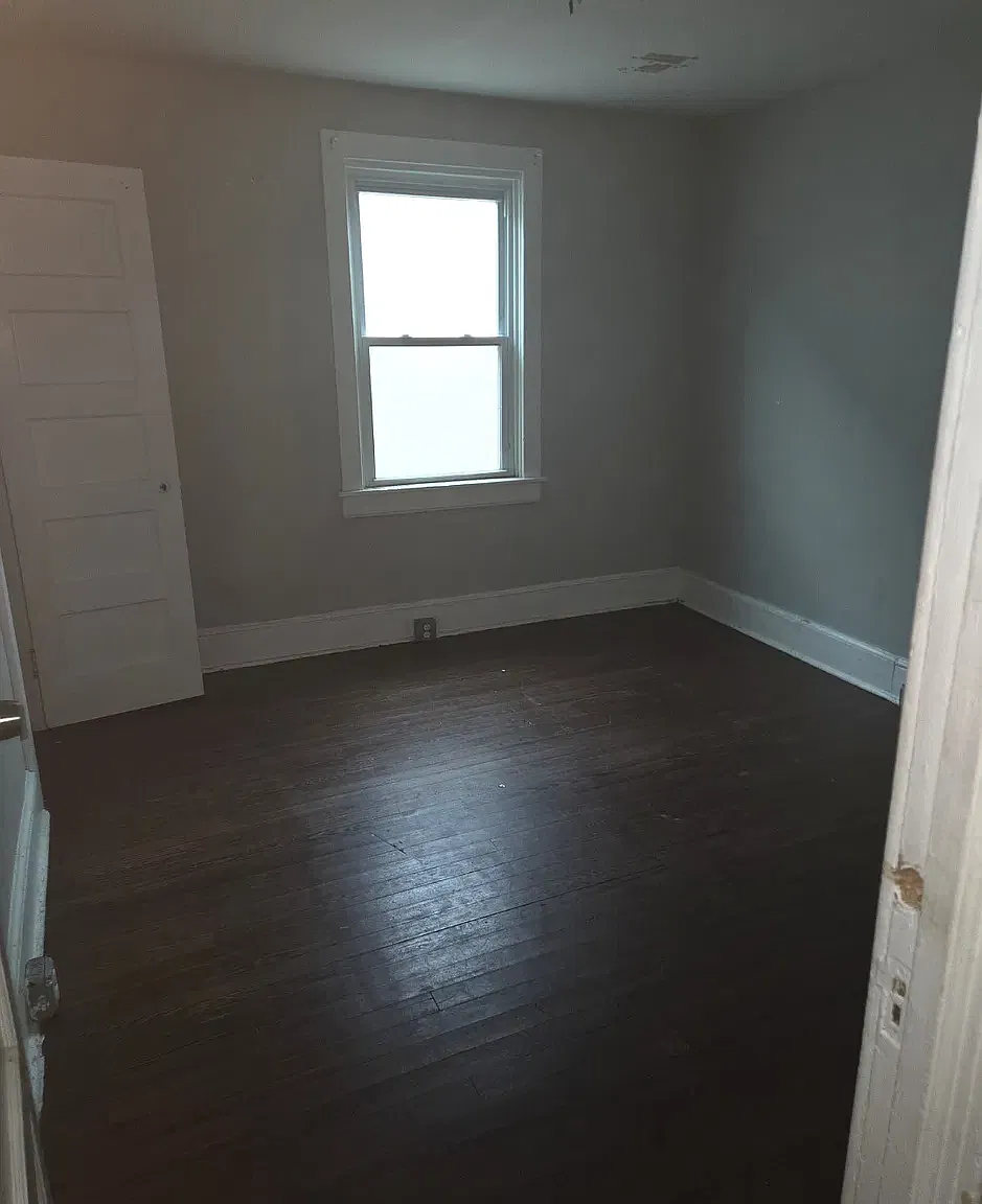 2 bed, 1250 sqft, $1,700 — Photo 3