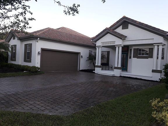 4th image of 456 Venetian Villa Dr