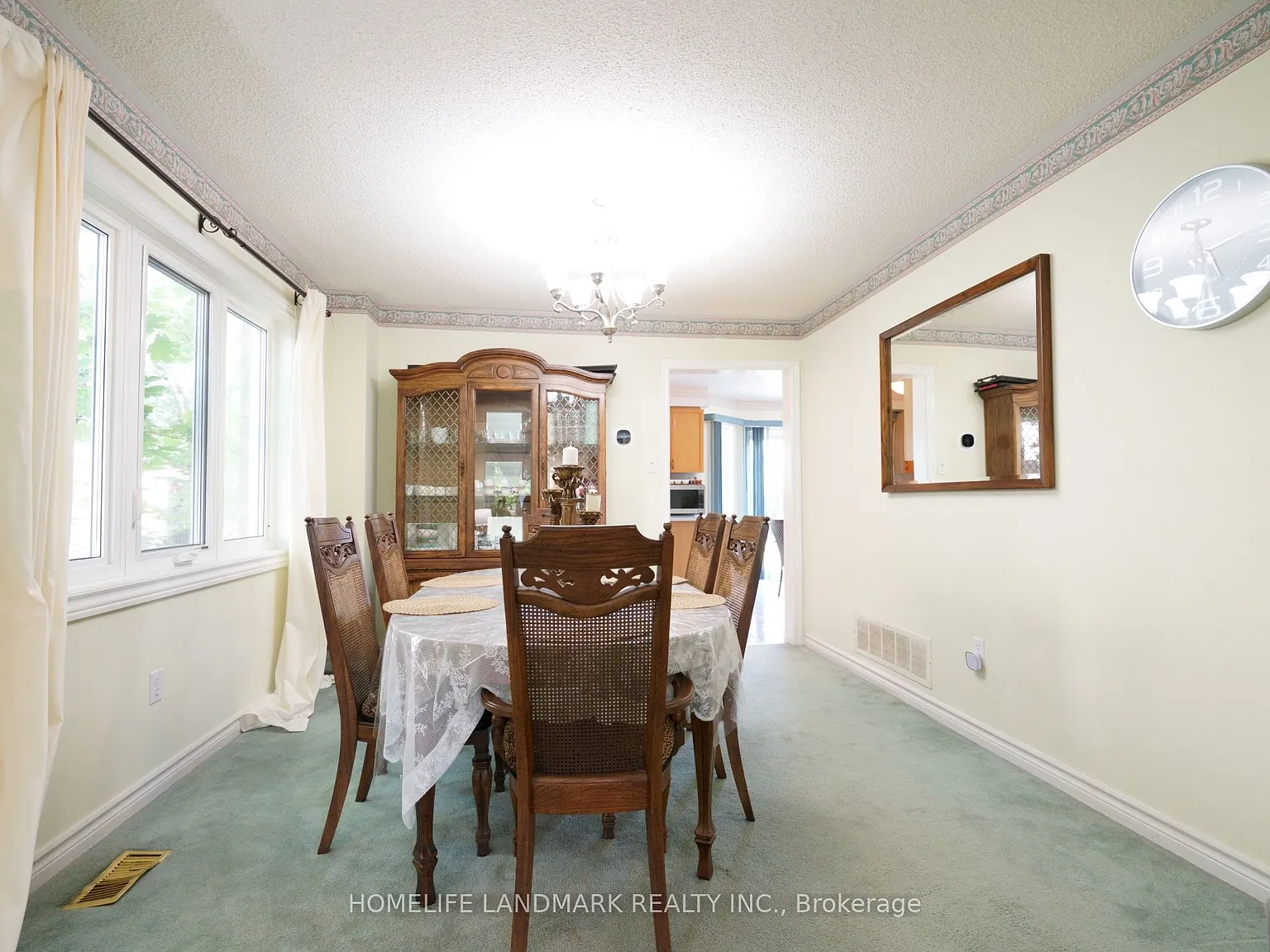 4 bed, $3,700 — Photo 3