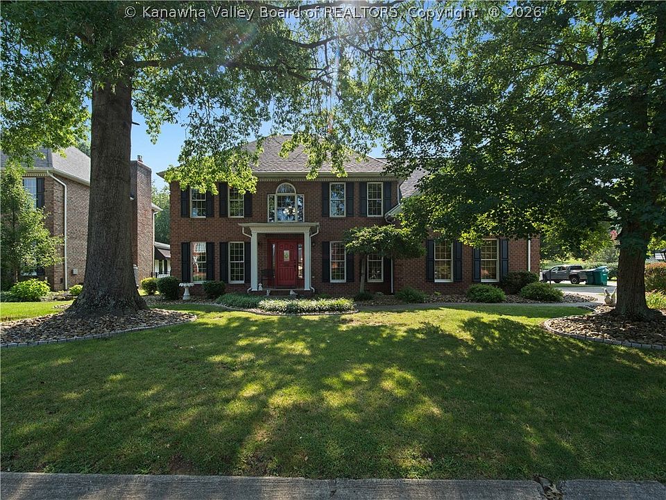 1st image of 133 Willowood Cir