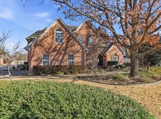 438 McElroy Rd, Memphis, TN 38120