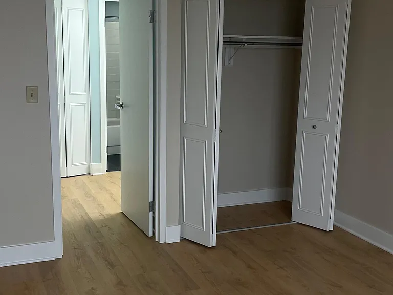 600 E 8th St #12P — Photo 14