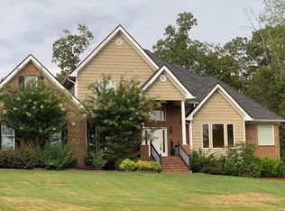 2717 Osprey Dr, Dalton, GA 30721