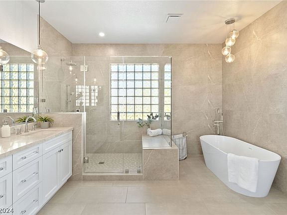 5th image of 21 Marsh Harbor Ct