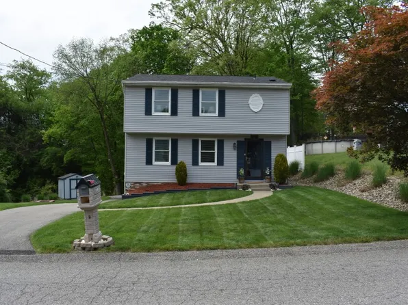 2405 Foxfield Dr, Glenshaw, PA 15116