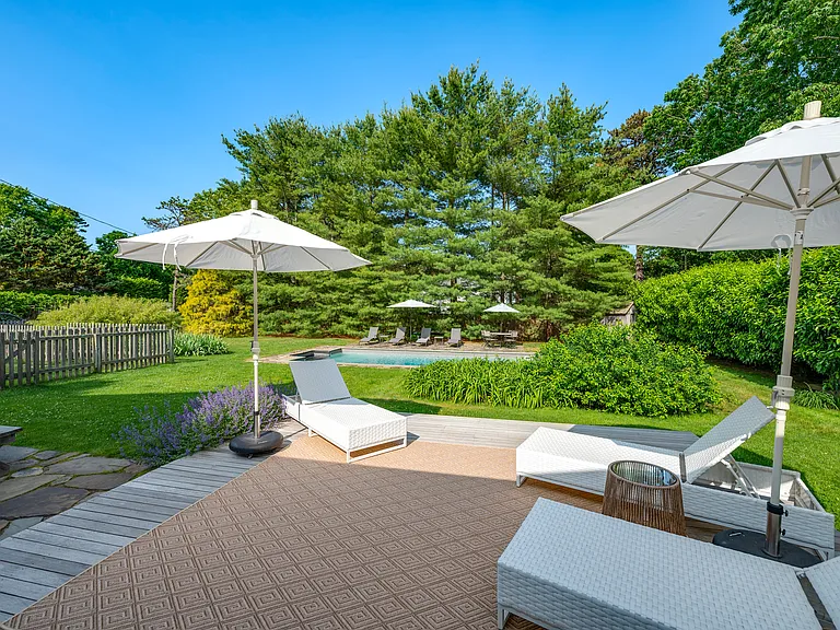 3 Fairfield Ln — Photo 33