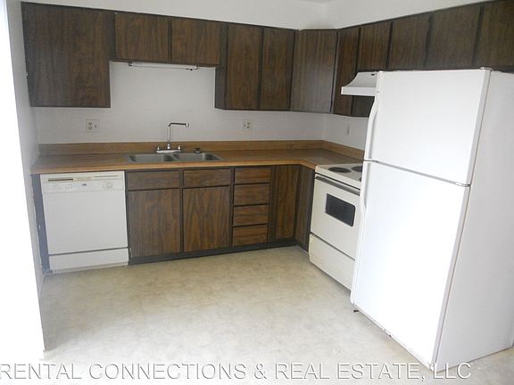 3rd image of 1405 E Beacon Ave APT 13