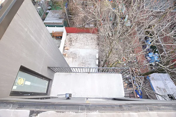 Rented by null | media 19