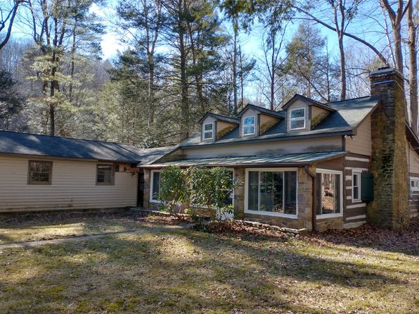 7917 Glen Cove Ln