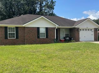 201 Preakness Dr, Hinesville, GA 31313