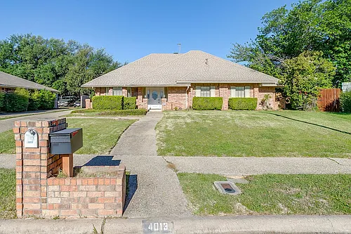 4013 Timberidge Dr Photo 1