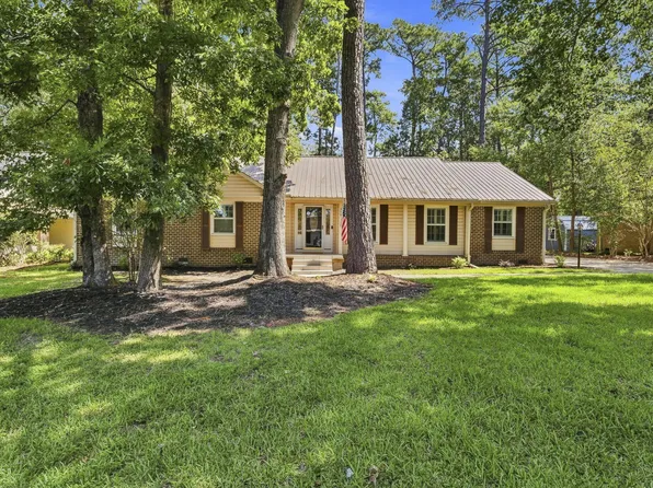 219 Shaftesbury Ln, Summerville, SC 29485