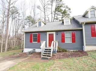 6182 Timberlane Ter, Hickory, NC 28601