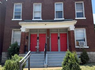 3152 Winnebago St, Saint Louis, MO 63118