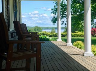 113 Tidewater Farm Rd, Stratham, NH 03885