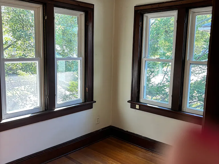 211 Chestnut Blvd #4 — Photo 1