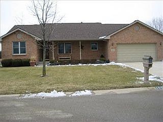 1st image of 165 Wisteria Dr
