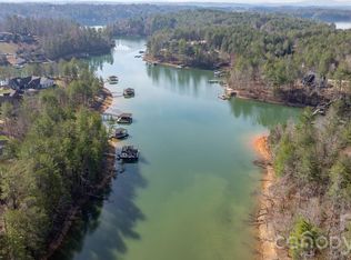 3030 Channel View Cv, Morganton, NC 28655