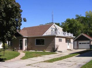 515 Grove St, Beaver Dam, WI 53916
