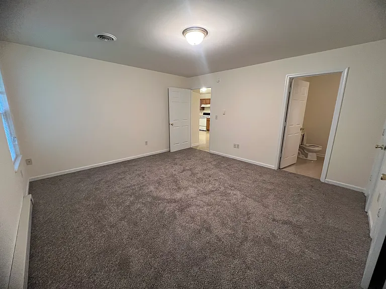 303 Ledge Dr — Photo 7