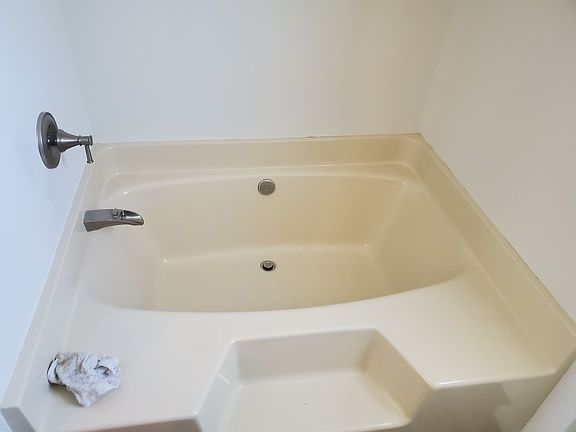 Master tub