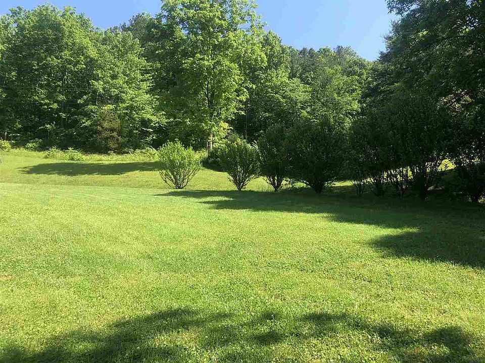 2nd image of 625 Four Mile Rd