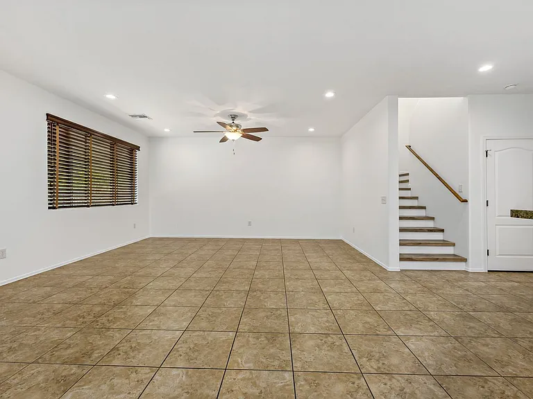 4261 N Golden Ridge Ln — Photo 9