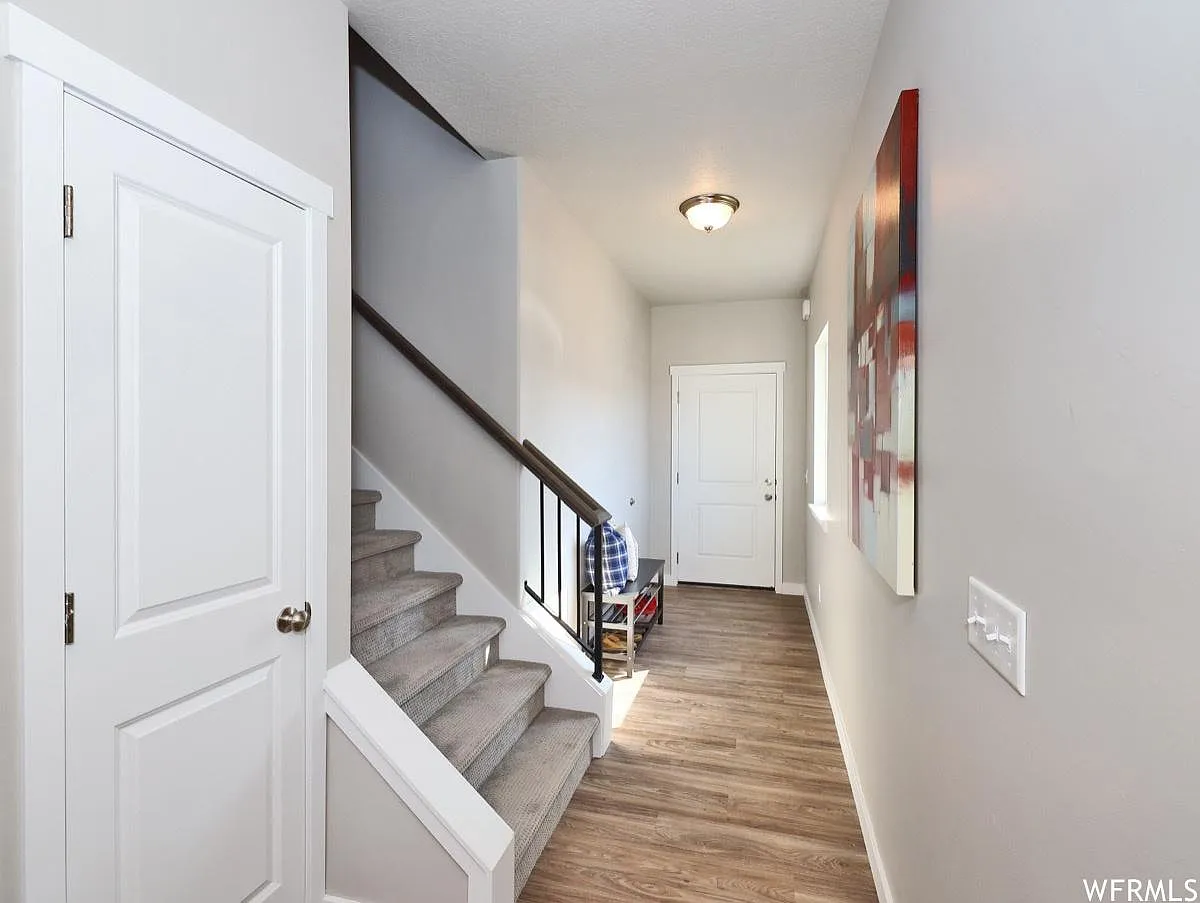 Building Photo - 732 W 12260 S