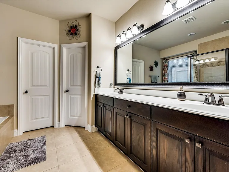 1213 Wedgewood Dr — Photo 9