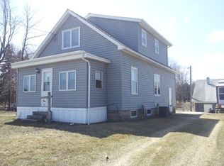 1924 Woodland Dr, Manitowoc, WI 54220