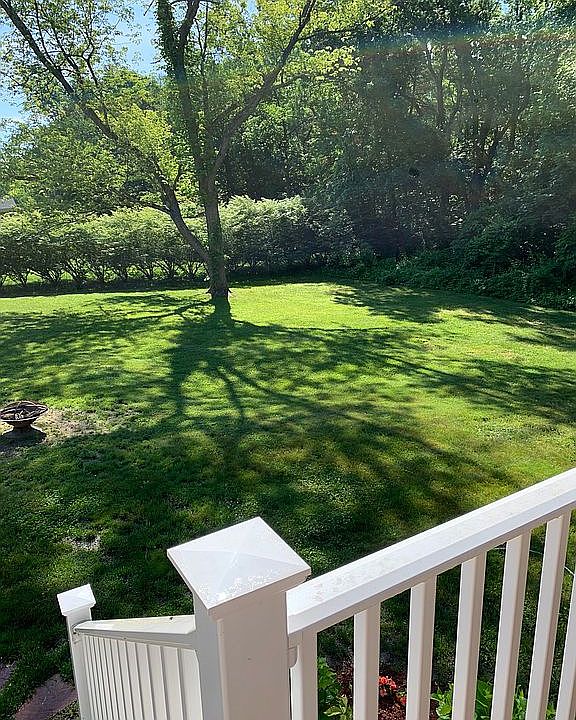 2nd image of 5 Surrey Ln