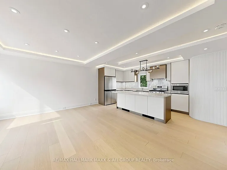 103 Ruggles Ave — Photo 7