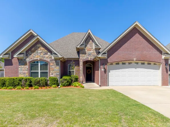 310 Creekside Cv, Bryant, AR 72022