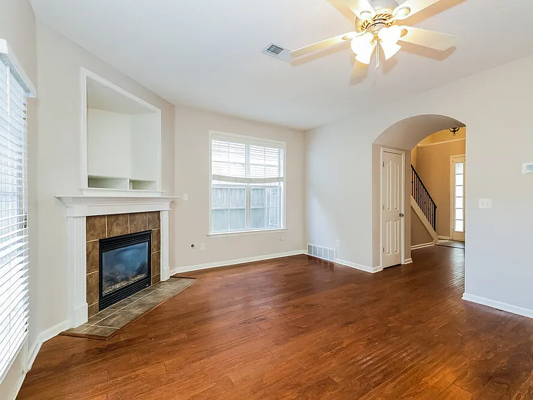 4944 Shaws Ridge Trl — Photo 4
