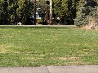 Sandoris Cir, Rochester, NY 14622