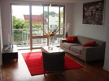 2nd image of 187 13th St #1B