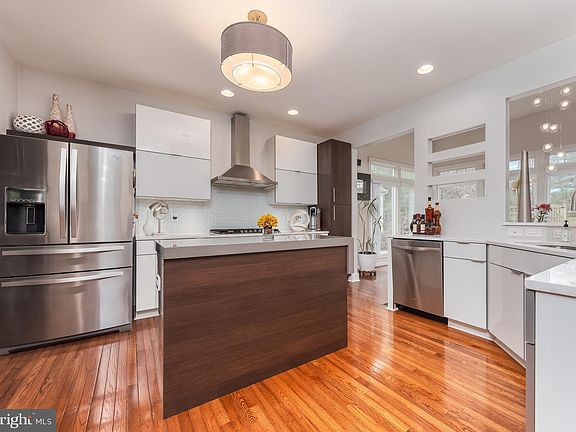 4th image of 10705 N Red Dahlia Dr