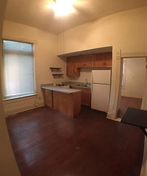 908 W 22nd St #D — Photo 2
