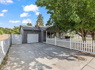917 S 27th Ave, Yakima, WA 98902