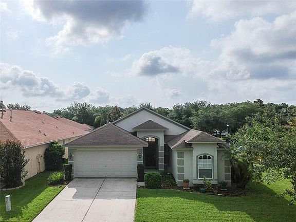2nd image of 618 Straw Lake Dr