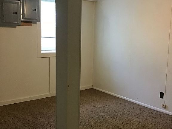 5th image of 309 S 4th St W APT C