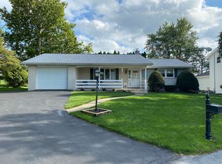 3068 Ridon Ct, Bethlehem, PA 18020